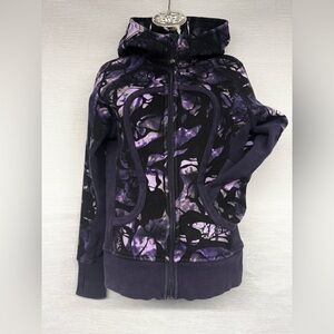 Lululemon Scuba Hoodie: Black Swan Creekside Camo.